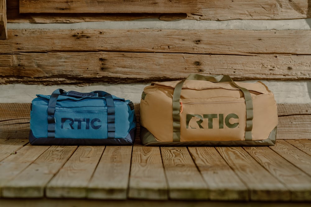 RTIC Outdoors - Road Trip Duffle Bag-Olive & Beach - Image 10